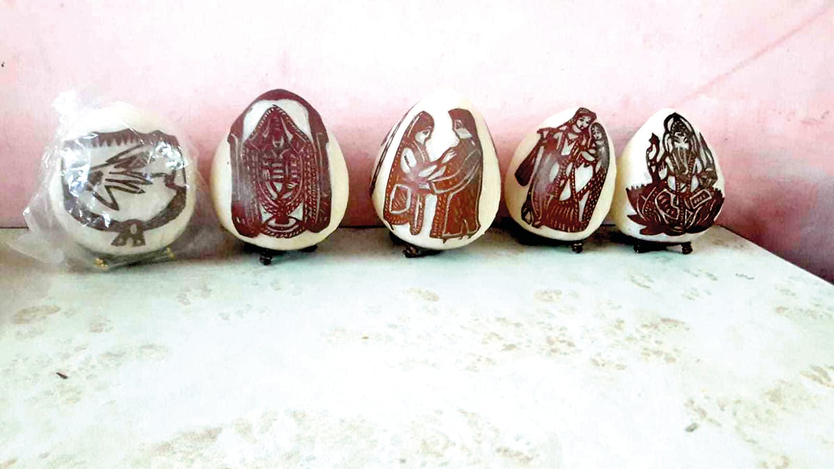 கொப்பரையில் கலைவண்ணம்