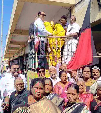 ஆம்பூரில் அண்ணா நினைவு தினம் அனுசரிப்பு