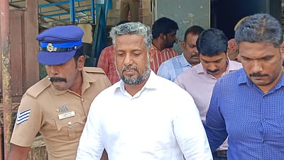 பாபா பக்ருதீனை விசாரணைக்கு அழைத்து சென்ற என்ஐஏ