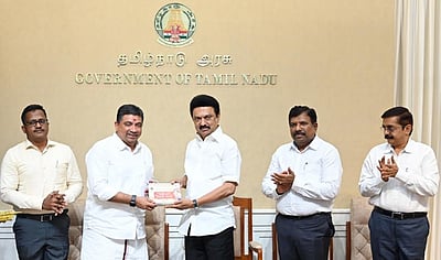 சங்கத்தமிழ் நாள்காட்டியினை வெளியிட்ட முதல்வர்!