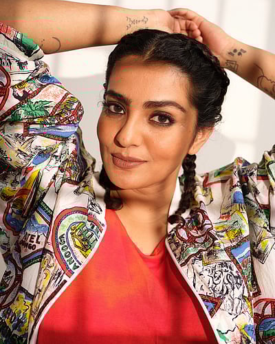 எப்படி இருக்கு... பார்வதி திருவோத்து!