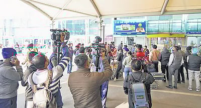 சட்டவிரோதமாக அமெரிக்காவுக்கு செல்ல ரூ. 60 லட்சம் கட்டணம்! திடுக்கிடும் தகவல்!