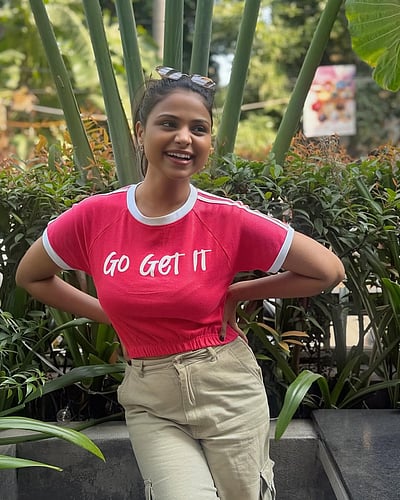 வார இறுதியின் மாயங்கள்... ஜோவிதா! 