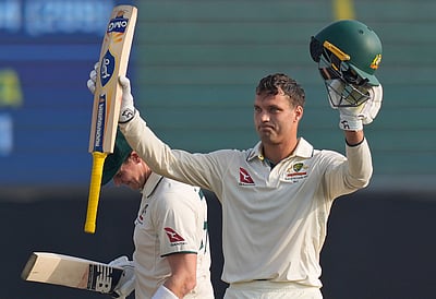 ஆடம் கில்கிறிஸ்ட் சாதனையை முறியடித்த அலெக்ஸ் கேரி!