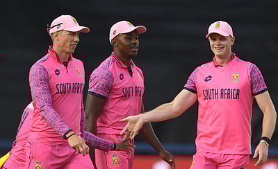 சாம்பியன்ஸ் டிராபி: பிரபல வேகப் பந்துவீச்சாளருக்கு பதிலாக மாற்று வீரரை அறிவித்த தென்னாப்பிரிக்கா!