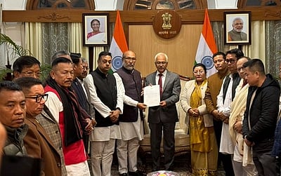 மணிப்பூர் முதல்வர் ராஜிநாமா! 