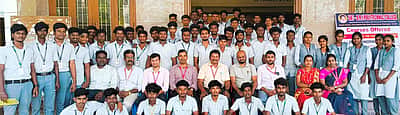 கல்லூரியில் வளாக நோ்காணல்
73 பேருக்கு பணி ஆணை