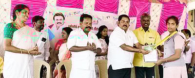 பெரியாங்குப்பம் அரசு 
மேல்நிலைப் பள்ளி ஆண்டு விழா