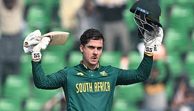 அறிமுக ஆட்டத்தில் 150 ரன்கள்! சாதனை புரிந்த தென்னாப்பிரிக்க வீரர்!