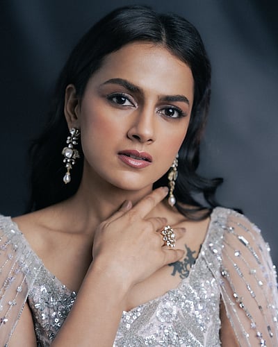 டைமண்ட் ஸ்பாரோ... ஷ்ரத்தா ஸ்ரீநாத்!