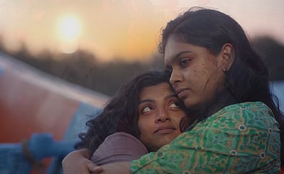 பிறக்கும் எல்லா உயிர்க்கும்... காதல் என்பது பொதுவுடைமை - திரை விமர்சனம்!