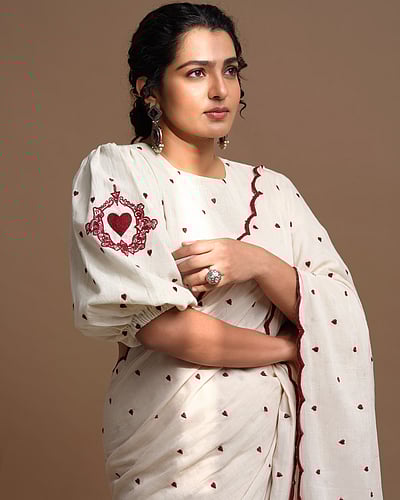 நெஞ்சமெல்லாம்... பார்வதி திருவோத்து!