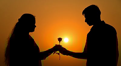 காதலர் தினம் கொண்டாட்டம் - புகைப்படங்கள்