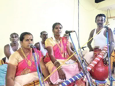 வில்லிசை வித்தகி..!