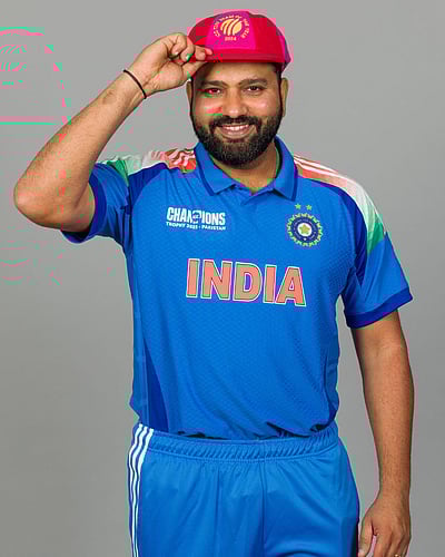 ஐசிசியின் சிறந்த அணிக்கான தொப்பிகளுடன் இந்திய வீரர்கள்!