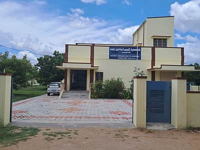ஓலா நிறுவனம் ரூ. 100 கோடி இழப்பீடு வழங்க கோரி
நாமக்கல் நுகா்வோா் நீதிமன்றத்தில் மனு