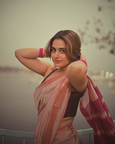 தத்தித் தாவும் பறவை... ஆயிஷா கான்!