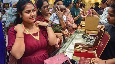 தங்கம் விலை மீண்டும் உயர்வு; இன்றைய நிலவரம்!