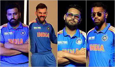 பாகிஸ்தான் பெயர் அச்சிட்ட  ஜெர்ஸியில் இந்திய வீரர்கள்!