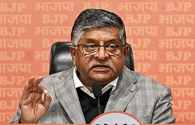 தில்லி முதல்வர் யார்? இரண்டு பார்வையாளர்களை நியமித்தது பாஜக!