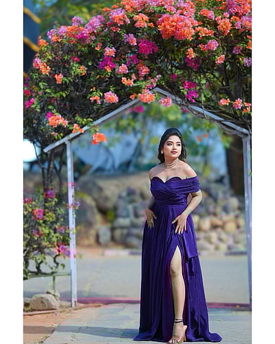 ராணி மகா ராணி... பிரீத்தி சர்மா! 