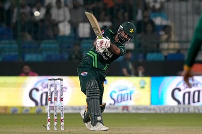 சாம்பியன்ஸ் டிராபியிலிருந்து பாகிஸ்தான் தொடக்க ஆட்டக்காரர் விலகல்!