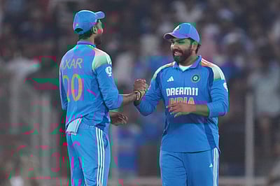 கேட்ச்சை தவறவிட்டு இப்படியா சமாளிப்பது? ரோஹித் சர்மாவின் ஜாலியான பதில்! 