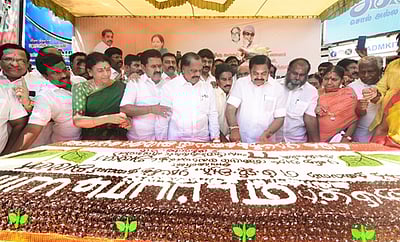 பாலியல் குற்றங்களுக்கு முற்றுப்புள்ளி: எடப்பாடி கே.பழனிசாமி வலியுறுத்தல்