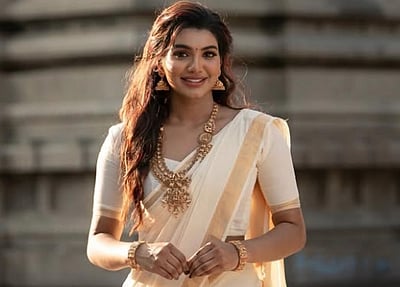 பவித்ரா தொடரில் நடிக்கும் நெஞ்சத்தைக் கிள்ளாதே நாயகி! 