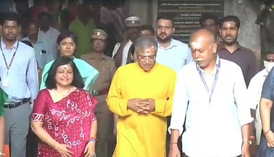 மீனாட்சி அம்மன் கோவில் மதுரையின் பெருமை: ஞானேஷ்குமார் 