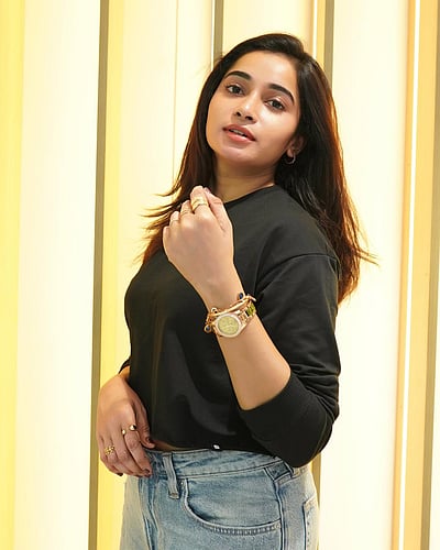 ஒளியாய் இருக்கிறேன்... ஃபெளசி! 