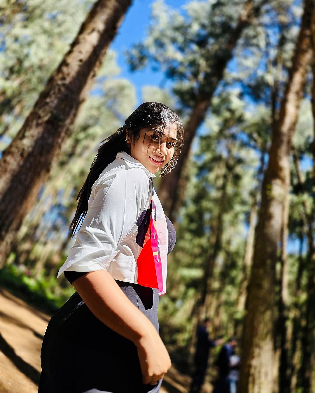 இயற்கையில் தொலைபவள்... ஷோபனா!