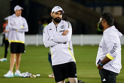 நியூசி.க்கு எதிரான போட்டியில் முகமது ஷமிக்கு பதில் அர்ஷ்தீப் சிங் விளையாடுகிறாரா?