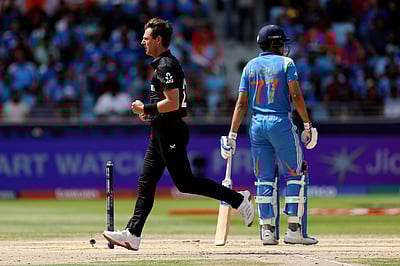 நியூஸி. முதலில் பந்துவீச்சு: இந்தியா திணறல் தொடக்கம்!