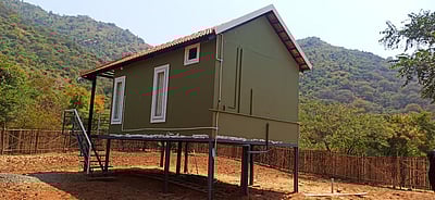 கஞ்சமலையில் சுற்றுலாப் பயணிகள் தங்க சுற்றுச்சூழல் குடில்கள்: வனத் துறை ஏற்பாடு