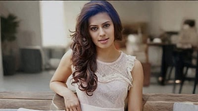 தங்கம் கடத்தல்: 45 நாடுகளுக்குச் சென்ற கன்னட நடிகை! துபைக்கு 27 முறை!!