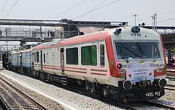 கோவை வழித்தடத்தில்
திருவனந்தபுரம் - சந்திராகாட்சி இடையே சிறப்பு ரயில்