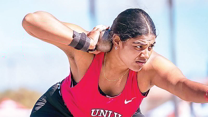 சாதனைப் பெண்...