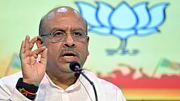 அரசமைப்புச்சட்டம், மக்களின் வலிமையை கொண்டாடும் குடியரசு தினம்: விஜேந்தா் குப்தா