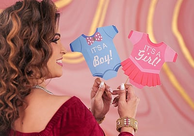 46 வயதில் தாயாகவுள்ளதை அறிவித்த சின்ன திரை நடிகை!