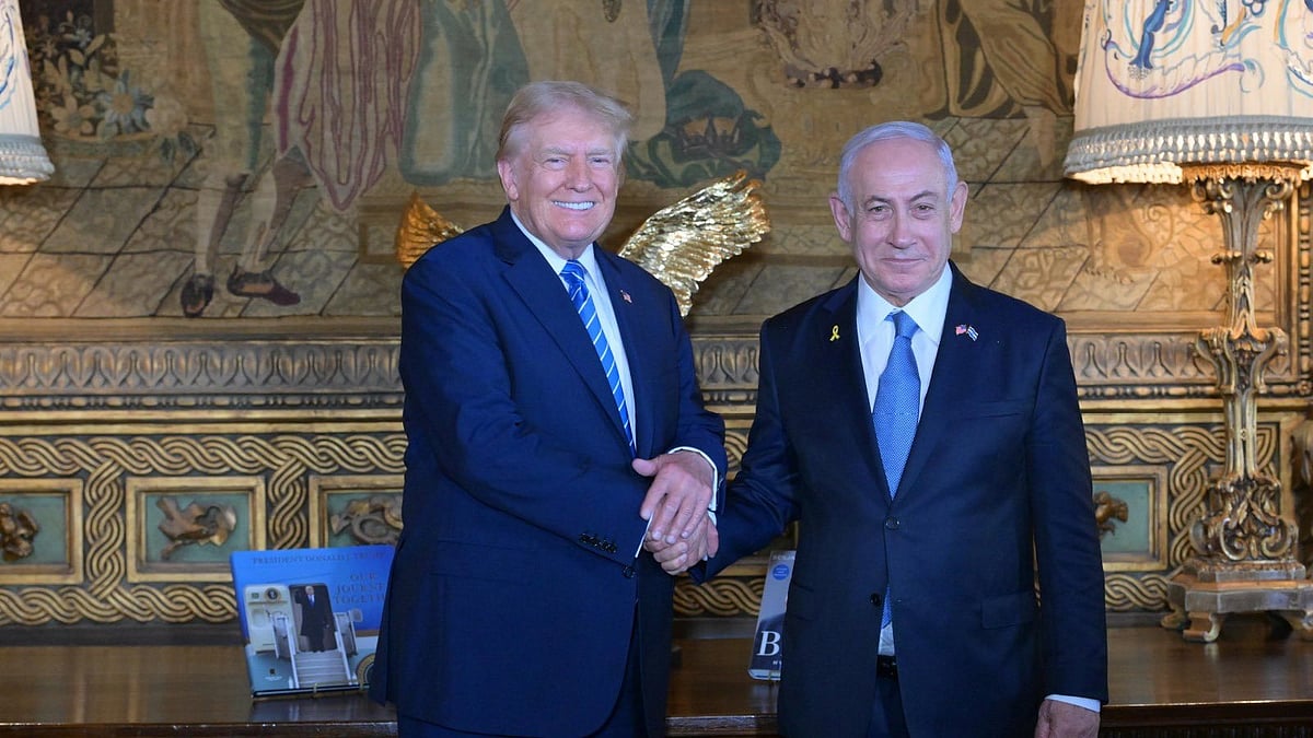 இஸ்ரேல் பிரதமர் பெஞ்சமின் நெதன்யாகுவுடன் டொனால்ட் டிரம்ப்