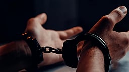 புணேவில் சட்டவிரோதமாக குடியேறிய 11 வங்கதேச பெண்கள் கைது!