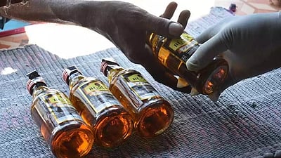 டாஸ்மாக்கில் ரூ.1000  கோடிக்கு மேல் முறைகேடு! 