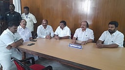 கூட்டணி உறுதியாகுமா? புதுவையில் திமுக - காங்கிரஸ் இடையே இறுதிக்கட்ட பேச்சு!