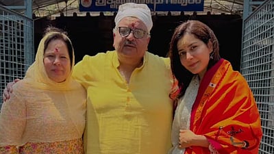 ஸ்ரீசைலம் கோயிலில் சாமி தரிசனம் செய்த ராஷி கண்ணா..!