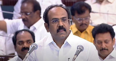 தமிழக பேரவை தொடங்கியது! பட்ஜெட் தாக்கல்!