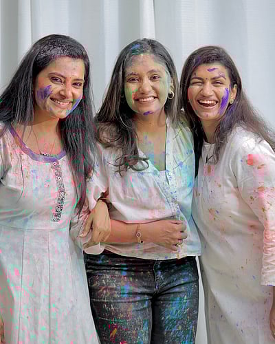 த்ரி ரோசஸ்... ஸ்ரீதேவி அசோக்!