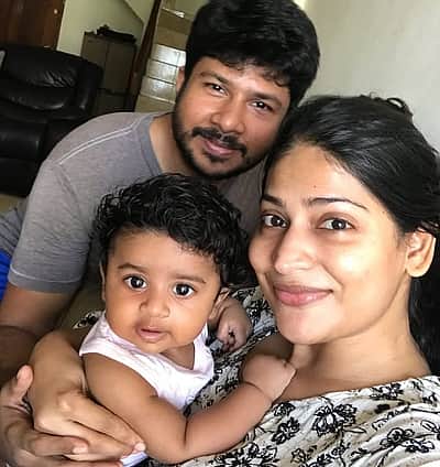 உன்னோடு நான்... விஜயலட்சுமி!