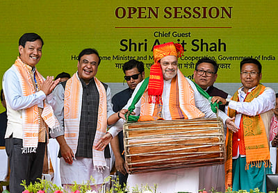 போதைப் பொருள் கும்பல்கள் மீது தயவு தாட்சண்யம் கிடையாது!
-அமித் ஷா உறுதி