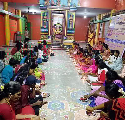 உலக நன்மைக்காக விளக்கு பூஜை